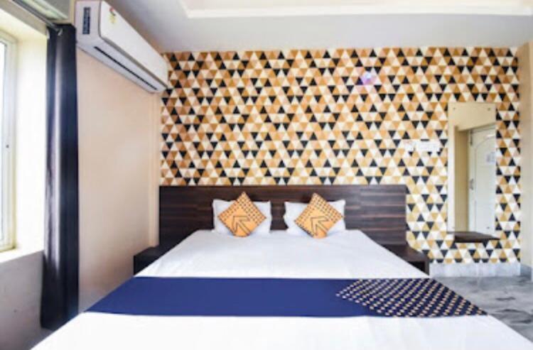 Hotel Royal Galaxy Puri Zewnętrze zdjęcie